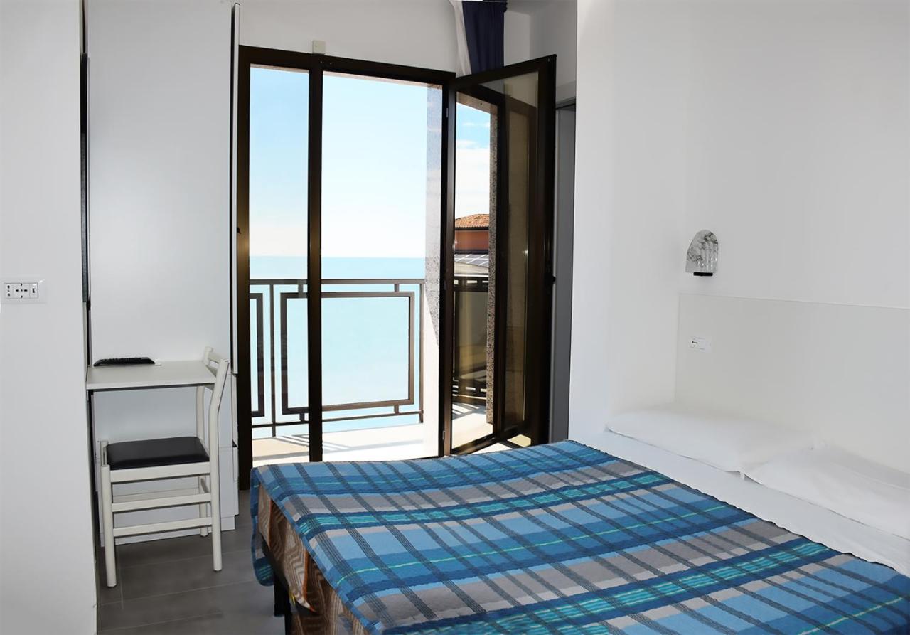 Hotel Ondina Lido di Jesolo Dış mekan fotoğraf